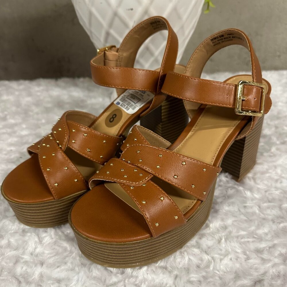 NWT Platform Sandals - Size 8